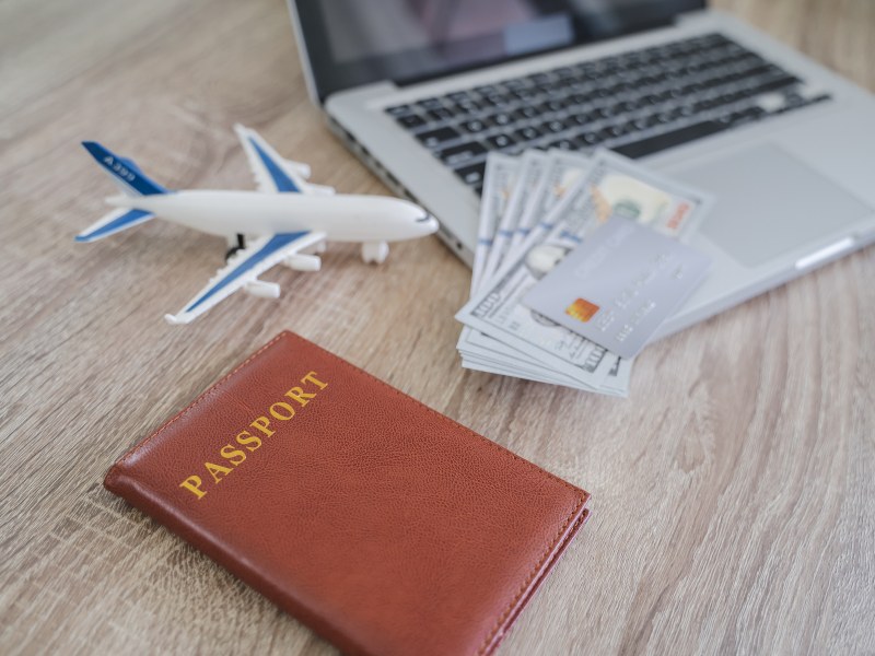 how to use esim when traveling